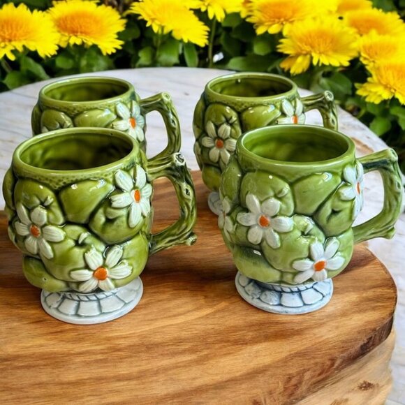 Vintage Inarco 1967 Green Apple Daisy Ceramic Mugs Japan Set Of 4 Coffee Tea Cup - Picture 1 of 8